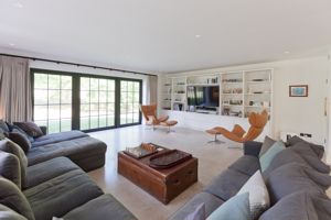 Sitting Area - click for photo gallery